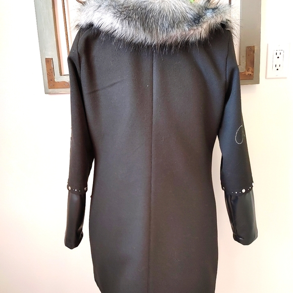 NWOT Right off the runway, STUNNING Tricotto Coat - Picture 6 of 15